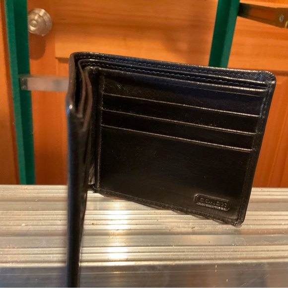 Coach Wallet - Picture 9 of 11